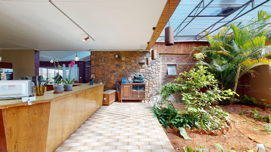 5 Bedroom Property for Sale in Potchefstroom North West
